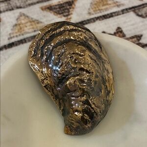 Mau-House Oyster Bottle Opener